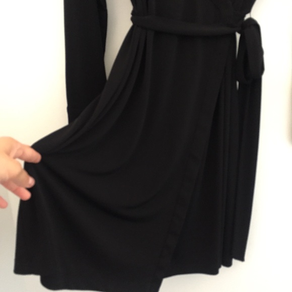 Calvin Klein Long Sleeve Black Wrap Dress - Picture 4 of 8
